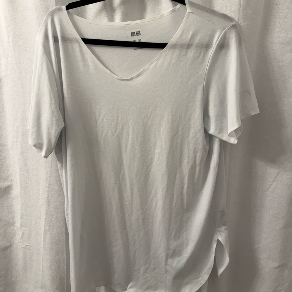 White V-Neck Short Sleeve Shirt